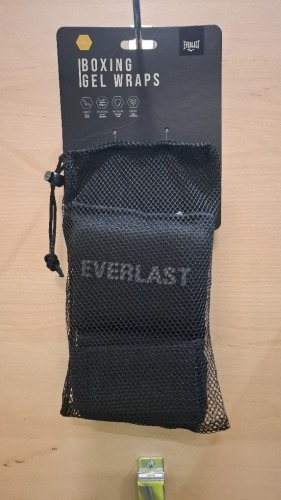50 X BRAND NEW EVERLAST BOXING GEL WRAPS IN BLACK SIZE S/M