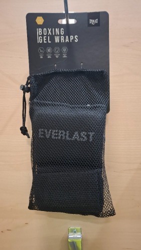 25 X BRAND NEW EVERLAST BOXING GEL WRAPS IN BLACK SIZE S/M
