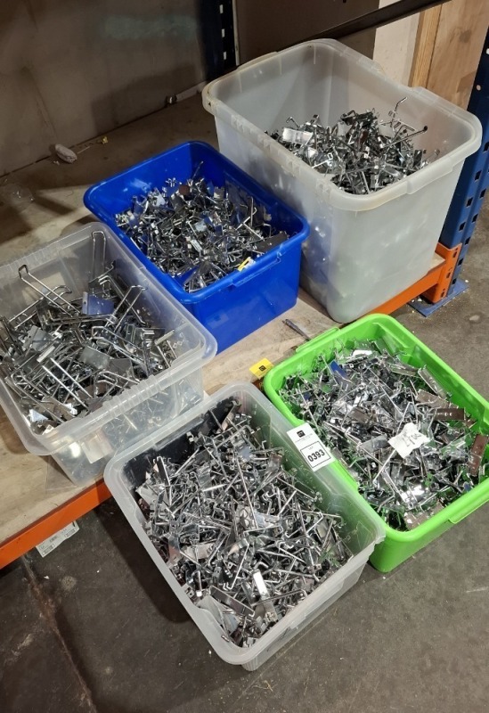 1000+ SLATWALL CHROME SHOP DISPLAY HOOKS IN VARIOUS SIZES IN 5 TUBS