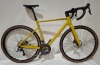 SCOTT SPEEDSTER GRAVEL 40 EQ BIKE MODEL: 286465 SIZE: M ORIG RRP &pound;1,589 SPEEDSTER GRAVEL DISC ALLOY FRAME SPEEDSTER GRAVEL ALLOY DISC FORK SHIMANO TIAGRA DISC 20 SPEED SYNCROS RACE 24 DISC WHEELS SCHWALBE G-ONE BITE TYRES