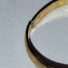 9 CT GOLD SYNTHETIC STONE RING (SPLIT SHANK) - WEIGHT 3.015 G (AUTHORISED AS GENUINE BY AN INDEPENDENT JEWELLER) - 3