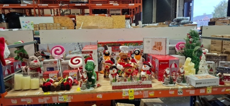 FULL BAY MIXED CHRISTMAS LOT CONTAINING PREMIER ANIMATED SNOWMAN REINDEER AND SANTA , SINGING ROCKING ROBIN ON BIRD HOUSE , NATURAL WOOD VILLAGE SCENE , ANIMATED SINGING DINOSAUR , ETC - (NOTE CUSTOMER RETURNS )