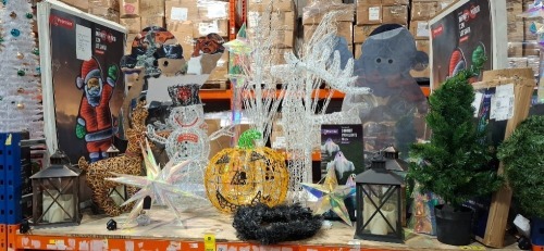 FULL BAY MIXED CHRISTMAS / HALLOWEEN LOT CONTAINING SOFT ACRYLIC LED PUMPKIN , 3 GHOST PATH LIGHTS 15 LEDS , INFINITY MIRROR 1.2M LIT SANTA , LED ACRYLIC STAG, IRIDESCENT STARBURST DECORATION ETC - (NOTE CUSTOMER RETURNS )