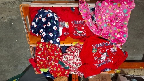 LARGE AMOUNT OF BRAND NEW MIXED CHRISTMAS KIDS CLOTHING LOT CONTAINING DISNEY MICKEY MOUSE PYJAMAS BOTTOMS IN SIZE MEDIUM , STUDIO JUMPER IN PINK IN SIZE 12 /13 , STUDIO PYJAMAS BOTTOMS IN NAVEY BLUE IN SIZE 8 /10 , STUDIO PYJAMAS SET FLIPPIN AMAZING IN 