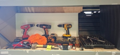 16 X PIECE MIXED TOOL LOT CONTAINING SOCKET WRENCH SET , DEWALT DC725 18V CORDLESS HAMMER DRILL , CHALLENGE CORDLESS DRILL 14V , BLACK & DECKER CORDLESS DRILL , MAKITA FD02 CORDLESS DRILL , EQUIP TOOLS 6 PIECE SPANNER SET , ETC