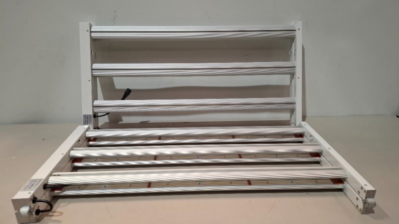 2 X ULIM 720W LED HORTICULTURAL LIGHTS IN SIZE 98 CM X 98 - RRP EACH &pound;250