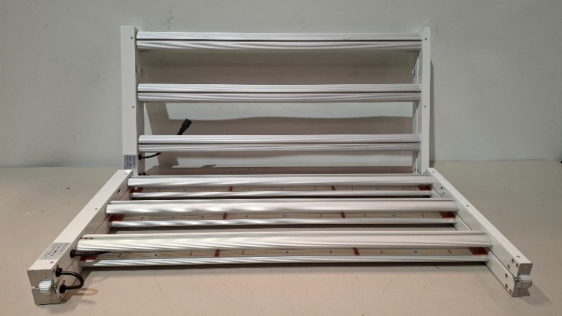 2 X ULIM 720W LED HORTICULTURAL LIGHTS IN SIZE 98 CM X 98 - RRP EACH &pound;250