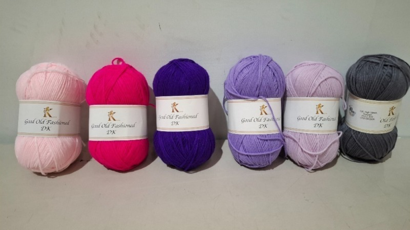 80 X BRAND NEW KNITCO GOOD OLD FASHIONED DK YARN IN VARIOUS COLOURS GREEN , YELLOW , BROWN , WHITE , PINK , ETC IN ONE LARGE BACK
