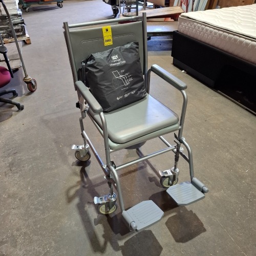 1 X BRAND NEW NRS HEALTHCARE POWDER COATED WHEELED COMMODE WHEELCHAIR - RRP &pound;260 WITH WHEELCHAIR COSY - RRP &pound;30 - TOTAL FOR LOT &pound;290