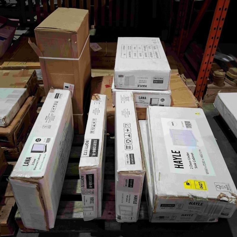 9 X MIXED BATHROOM LOT CONTAINING 3 X HAYLE 2 DOOR UNDER SINK CABINETS IN WHITE , 2 X HAYLE 2 DOOR MIRRORED WALL CABINETS IN WHITE , 2 X LANA 2 DOOR MIRRORED CABINETS IN DARK WOOD , 1 X STRIDE ILLUMINATED ALUMINIUM CABINET , 1 X SLIM VANITY UNIT IN GREY L