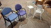 4 X MIXED CHAIR LOT CONTAINING 2 X PERCHING STOOLS AND 2 X OFFICE / WAITING ROOM CHAIRS