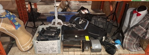 15 X PIECE MIXED LOT CONTAINING SET OF GOLF CLUBS , RUSSELL HOBBS MICROWAVE , MALE AND FEMALE MANNEQUIN TORSO , PHOTOGRAPHY STUDIO LIGHTS , OFFICE PHONES ETC OVER A FULL BAY