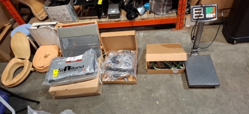 10 X PIECE MIXED LOT CONTAINING 2 X BRAND NEW TWO - WHEELED WALKING AIDS IN GREEN / BRONZE , LIFE MAX HOME SAFETY ALERT , SIT AND STAND PORTABLE SMART RISING SEAT , ADJUSTABLE HEIGHT STOOL , RAISED WOODEN TOILET SEATS , DIGITAL PLATFORM SCALE ETC