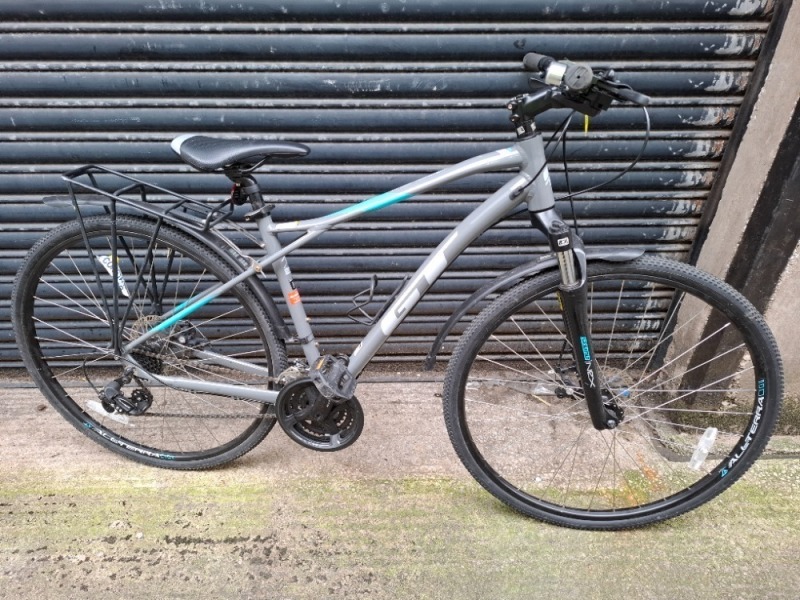 1 X GT TRANSEO COMP HYBRID BIKE 21 GEARS IN SIZE 50 CM