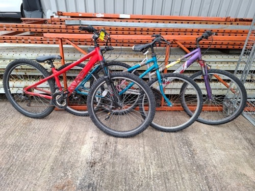 3 X MOUNTAIN BIKES LOT CONTAINING 1 X APOLLO PHAZE , 1 X ALAS RALEIGH , 1 X BULLET CHALLENGE