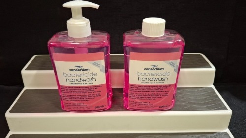 120 X BRAND NEW CONSORTIUM BACTERICIDE HANDWASH DISPENSER AND REFILL BOTTLES IN 20 BOXES