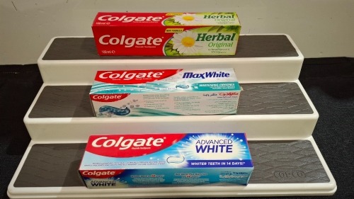 43 X COLGATE TOOTHPASTE TO INCLUDE 23 HERBAL ORIGINAL , 10 ADVANCED WHITE AND 10 MAX WHITE 100ML TOOTHPASTE