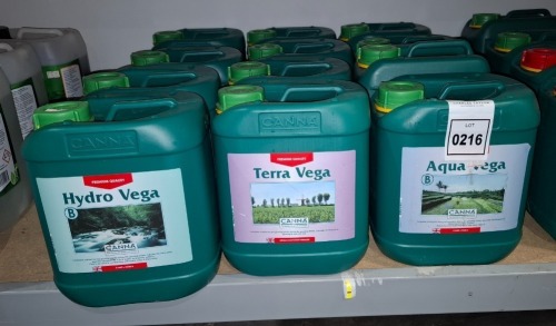 12 X BRAND NEW MIXED CANNA PLANT FERTILISER LOT TO INCLUDE HYDRO VEGA A AND B - TERRA VEGA - AQUA VEGA A AND B - ALL IN 5 LITRES
