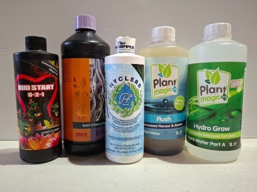 30 X PIECE BRAND NEW MIXED PLANT FERTILISER LOT TO INCLUDE PLANT MAGIC FLUSH 1L - PLANT MAGIC COC BLOOM 1L - PLANT MAGIC HYDRO GROW 1L - PLANT MAGIC PURE CLEAN 1L - PLANT MAGIC ENZYMES 1L - B CUZZ ROOT STIMULATOR 1L - HYGROBEN 450ML - ETC