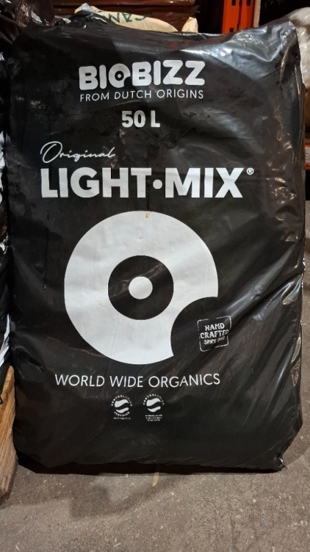 5 X BRAND NEW BIOBIZZ 50 LITRES ORIGINAL LIGHT MIX POTTING SOIL