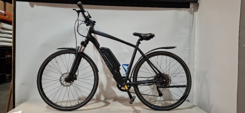 1 X CARRERA ELECTRIC BIKE - NO CHARGER - 9 GEARS IN SIZE 52 CM