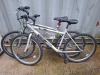 2 X MIXED BIKE LOT CONTAINING 1 X RALEIGH MOUNTAIN BIKE IN SIZE 50 CM 21 GEARS 1 X TRAX MOUNTAIN BIKE 48 CM 18 GEARS