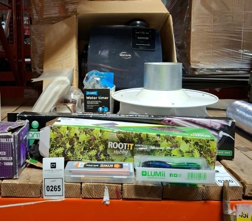 11 X PIECE MIXED LOT TO INCLUDE VENT AXIA EXTRACTOR FAN - FAN CONTROLLER - PH PEN - LUMII GLASSES - ROOT IT HEAT MAT - PROPOGATION SYSTEM - WATER TIMER - ETC