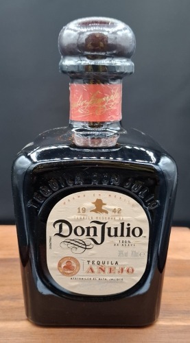 1 X BRAND NEW DON JULIO 1942 ANEJO TEQUILA 100% DE AGAVE 700ML