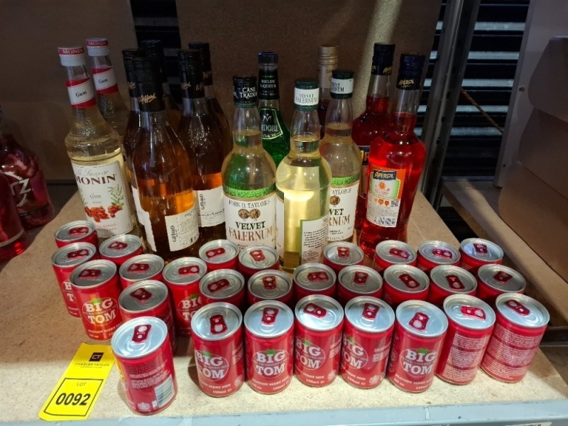 40 X BRAND NEW MIXED DRINKS LOT CONTAINING 3 X JOHN D TAYLOR'S VELVET FALERNUM 11% 700ML , 5 X GIFFARD PREMIUM FLEUR DE SUREAU SAUVAGE 20% 700ML , 2 X APEROL 11% 70 CL , 28 X BIG TOM BLOODY MARY MIX 150ML ETC