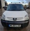 WHITE PEUGEOT PARTNER 600 PROFESS HDI DIESEL CAR DERIVED VAN 1560CC FIRST REGISTERED 25/10/2010 REG : ML60LSE MILEAGE : 112,153 NO V5 MOT EXPIRED 26/10/2025 - 5