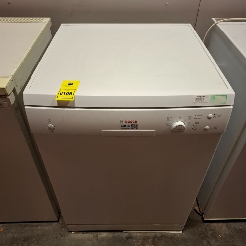 1 X BOSCH UNDERCOUNTER DISHWASHER (SL6P18)