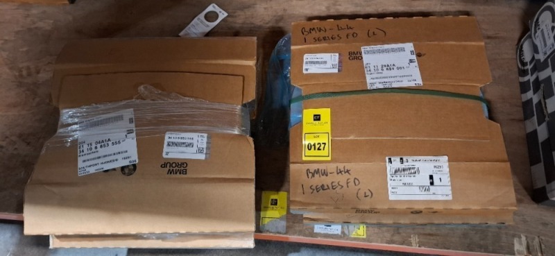 4 X BRAND NEW GENUINE BMW BRAKE DISCS 2X 1 SERIES BRAKE DISCS- 2X (UNKNOWN WHICH MODEL)