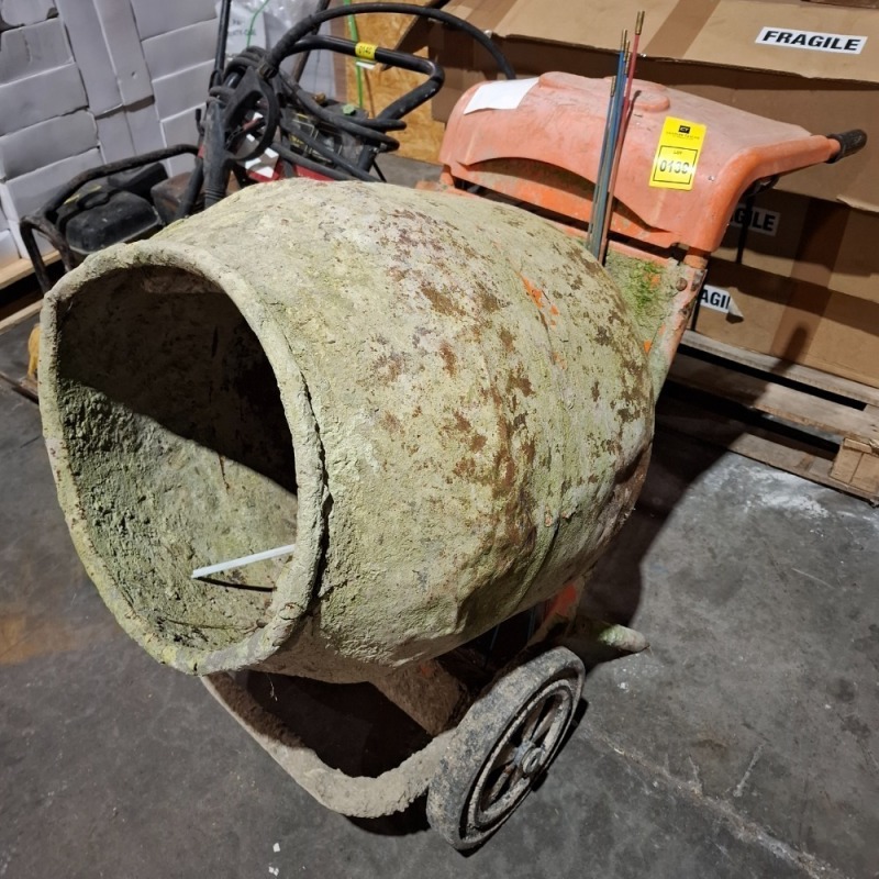 1 X BELLEMIX MINI MIX 150 CEMENT MIXER