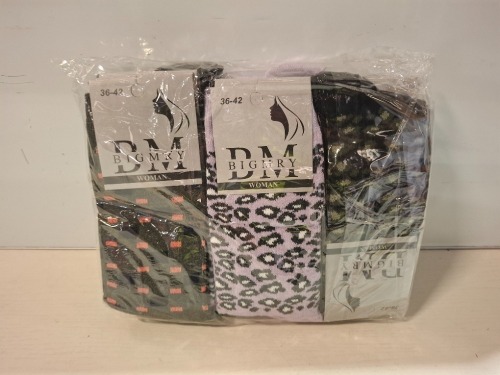 52 X BRAND NEW PACKS OF 12 PAIRS OF LADIES SOCKS IN ASSORTED STYLES AND COLOURS IN SIZES 36-42
