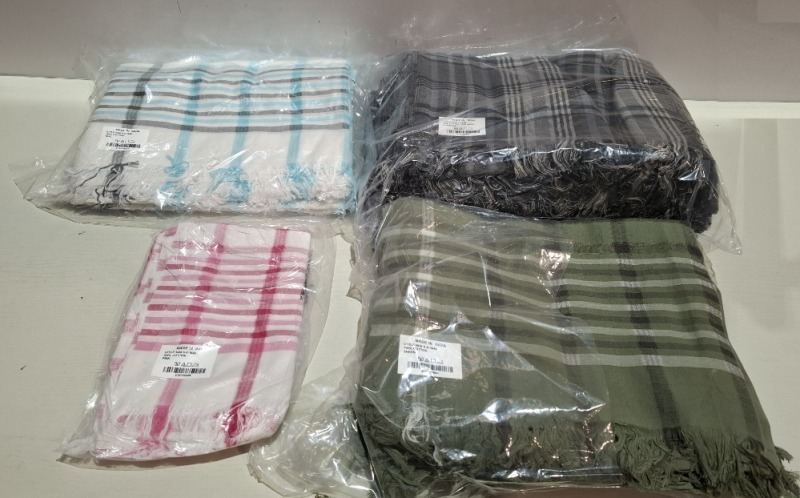 200 X BRAND NEW SCARFS IN VARIOUS COLOURS AND DESIGNS IN 2 BOXES