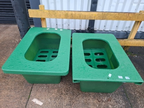 2 X PARALLAX HAY - SAVERS A SLOW FEEDER FOR HORSES CAPACITY 250 LITRES - RRP EACH &pound;190 - TOTAL RRP FOR LOT &pound;380