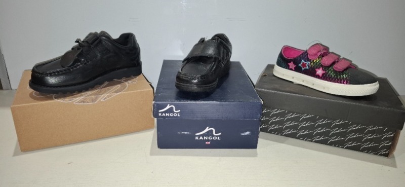14 X PAIRS OF NEW CHILDRENS FOOTWEAR IE. 8 X WALTHAM SCHOOL SHOES, 1 X KANGOL & 5 X FABRIC FLASH IN VARIOUS SIZES & IN ORIGINAL BOXES (SLIGHTLY DAMAGED)