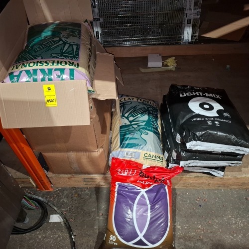 11 X PIECE BRAND NEW MIXED LOT TO INCLUDE 6X CANNA TERRA PROFESSIONAL POTTING MIX 50 LITRE BAGS - 3X BIO BIZZ LIGHT MIX POTTING SOIL - 1X BUDPLUS ALL MIX POTTING SOIL