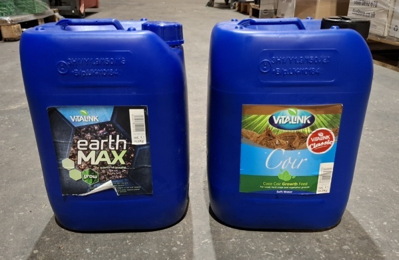 12 X BRAND NEW MIXED VITA LINK PLANT FERTILISER LOT TO INCLUDE COCO BLOOM - EARTH MAX GROW - COCO GROW - EARTH MAX BLOOM ETC ALL IN 10 LITRES