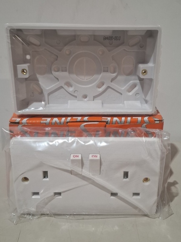 300 + PIECE BRAND NEW MIXED LOT TO INCLUDE SLINE 25MM 2 GANG PATTRESS BOXES - 13 AMP 2 GANG SINGLE POLE SWITCHED SOCKETS