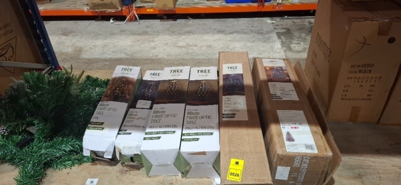6 X PIECE MIXED CHRISTMAS TREE LOT TO INCLUDE 1.5M FIBRE OPTIC TREE - 1.2M FIBRE OPTIC TREE - 60CM FIBRE OPTIC TREE -809CM FIBRE OPTIC TREE ETC (PLEASE NOTE THESE ARE CUSTOMER RETURNS)