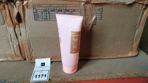 96 X FERNE BLUSH OUD 200ML BODY WASH - IN ONE BOX