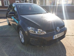 BLACK VOLKS WAGON GOLF MATCH EDITION TDI BM. ( DIESEL )Reg : AJ66EUD, Mileage : 31873Details: WITH 2 KEYSENGINE SIZE 1598CCMOT UNTIL 19/08/2021FORECOURT PRICE £10,995WITH LOG BOOK