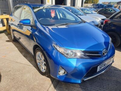 BLUE TOYOTA AURIS ICON DUAL VVT-I.Reg : SF14HAP, Mileage : 28189Details: PETROLWITH 2 KEYSENGINE SIZE 1329CCMOT UNTIL 18/06/2021FORECOURT PRICE £6,795WITH LOG BOOK