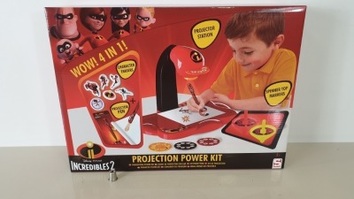 60 X BRAND NEW DISNEY PIXAR INCREDIBLES 2 WOW 4 IN 1 PROJECTION POWER KIT, INCLUDES PROJECTION STATION, PROJECTOR DISKS, PROJECTION PEN, 2 SPINNING TOP MARKERS AND 6 CHARACTER ERASERS - IN 10 BOXES