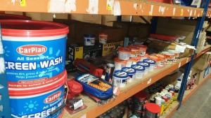 APPROX 50 PIECE ASSORTED LOT CONTAINING CARPLAN SCREENWASH, TETRION FILLER, HEAVY DUTY FOOTPUMP, TOW ROPE, RING MP:75 MININVERTER, CYCLE CARRIER ETC - ON ONE SHELF