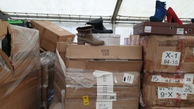 180 X PAIRS OF SOSANA BOOTS IN BLACK AND BROWN, IN VARIOUS SIZES - ON ONE FULL PALLET