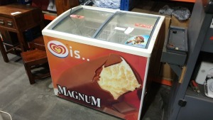 1 X GLASS TOPPED ICE CREAM FREEZER