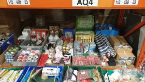 LOT OF 150= CHRISTMAS ITEMS INCLUDING JINGLE BELLS & RIBBON PACKS, 9 BAUBLE SETS, PREMIER 30 CM LIT BOTTLE,S, SNOWMAN DECORATION, CARDS, TREE SHAPE BAUBLE PACKS PLUS THERMAL GLOVES IN 1/2 A BAY