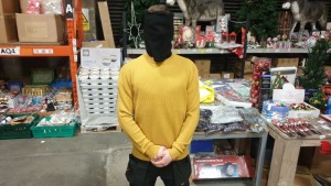 40 X TOPMAN LARGE MUSTARD JUMPERS RRP £30 EACH